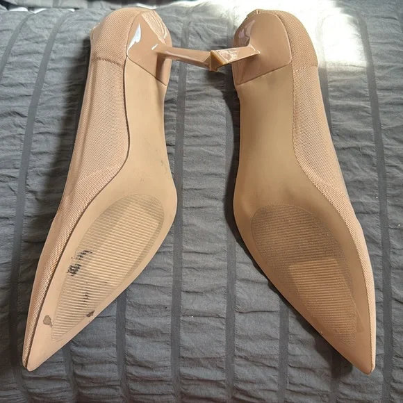 NWOT - Steve Madden Parris Mesh Pointed Toe Pumps Blush Beige Size 11 - Picture 2 of 3